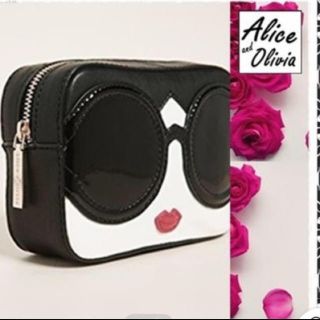 アリスアンドオリビア(Alice+Olivia)のalice+olivia stace アリスアンドオリビア　ポーチ(ポーチ)