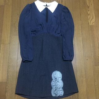 カルヴェン(CARVEN)のcarven ワンピース(ひざ丈ワンピース)