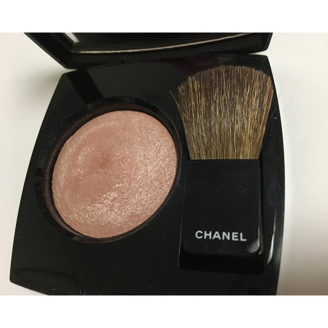 CHANEL(シャネル)のシャネル CHANEL■1回使用■チークカラー ジュコントウラスト ルミエール コスメ/美容のベースメイク/化粧品(チーク)の商品写真