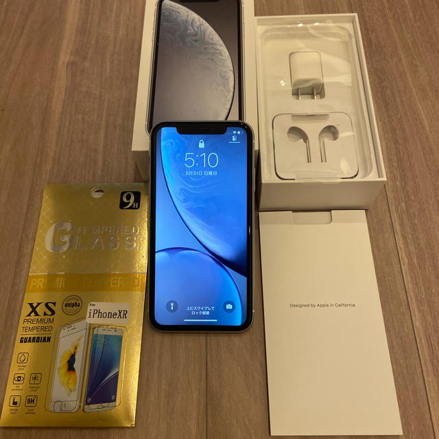 iPhone XR white 128GB SIMフリー docomo