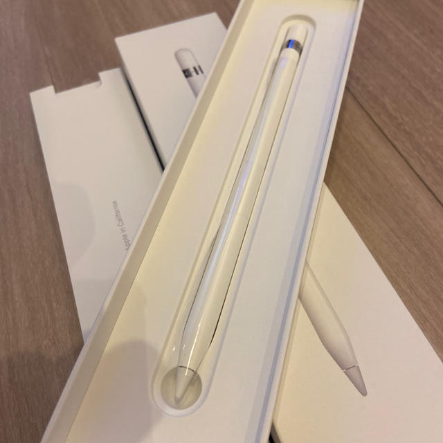 Apple(アップル)の美品！Apple Pencil 第一世代 スマホ/家電/カメラのPC/タブレット(PC周辺機器)の商品写真