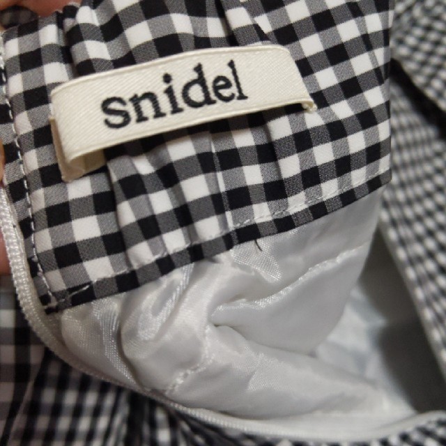 SNIDEL(スナイデル)のchay着用✾snidelバルーンスカート レディースのスカート(ひざ丈スカート)の商品写真