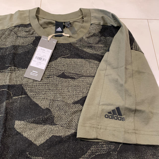 adidas(アディダス)のTシャツ　アディダス　adidas メンズ　Lサイズ メンズのトップス(Tシャツ/カットソー(半袖/袖なし))の商品写真