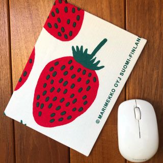 マリメッコ(marimekko)のハンドメイド　マウスパッド　北欧　文具　生地(その他)