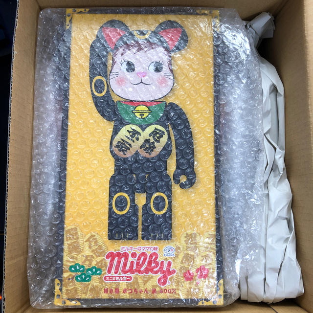 MEDICOM TOY(メディコムトイ)のBE@RBRICK 招き猫 ポコちゃん 黒 400% エンタメ/ホビーのフィギュア(その他)の商品写真