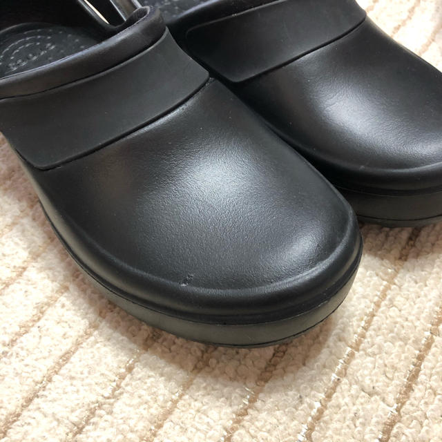 crocs(クロックス)のcrocs レディース　マーシーワーク　23〜24cm 黒　厨房　医療　病院 レディースの靴/シューズ(その他)の商品写真