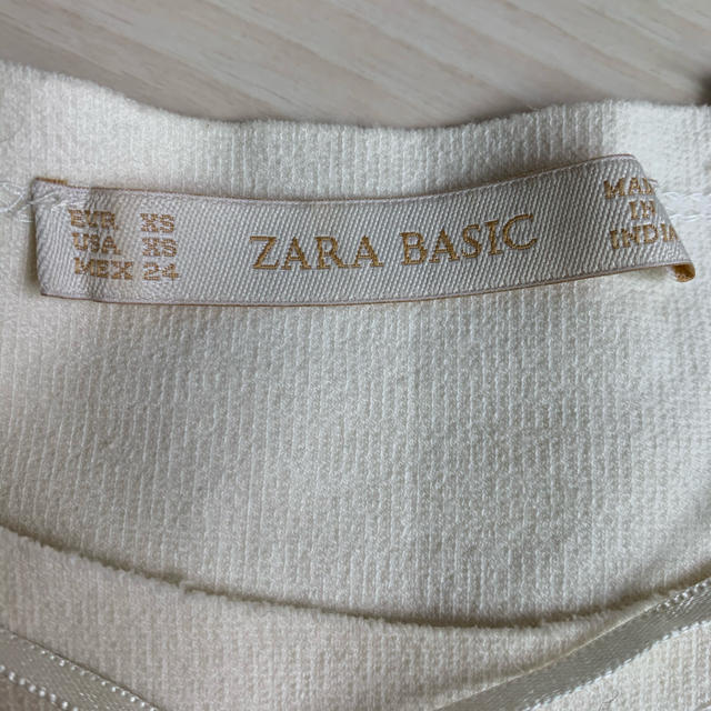 ZARA(ザラ)のトップス レディースのトップス(トレーナー/スウェット)の商品写真