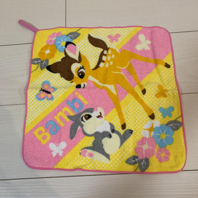 Disney(ディズニー)ののりまき様専用！新品！ループ付きタオル2枚セット ハンドメイドのキッズ/ベビー(外出用品)の商品写真