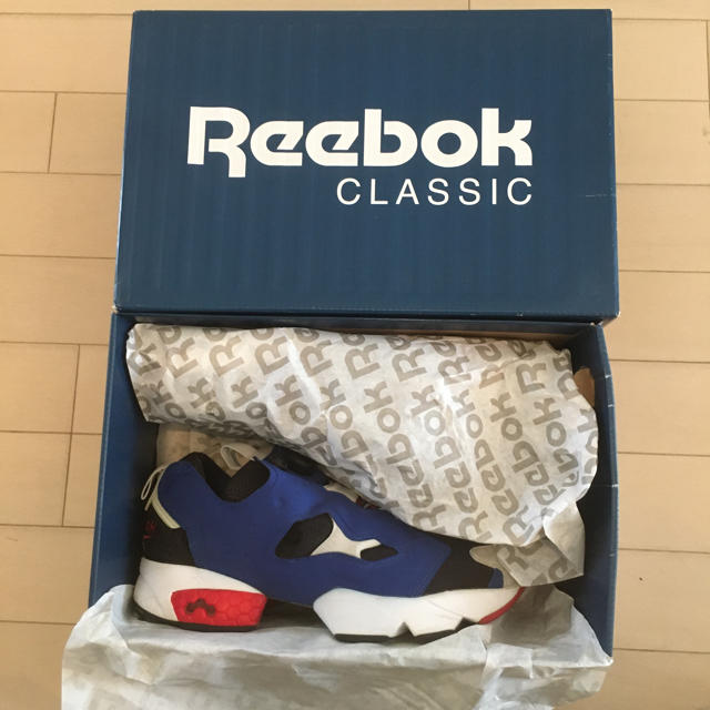 Reebok(リーボック)のリーボック　ポンプフューリー　トリコロール メンズの靴/シューズ(スニーカー)の商品写真