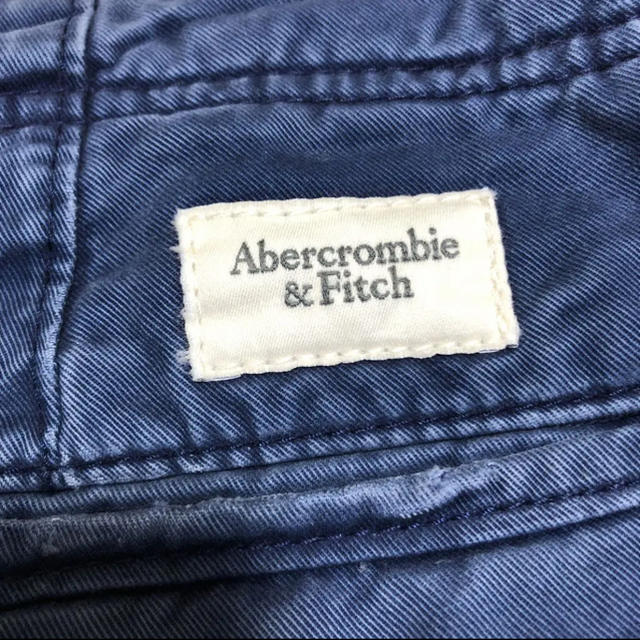 Abercrombie&Fitch(アバクロンビーアンドフィッチ)の【期間限定❗️】【アバクロ❗️】デニム生地ハーフパンツ メンズのパンツ(ショートパンツ)の商品写真