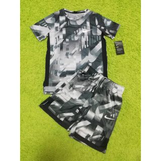 ナイキ(NIKE)の新品　NIKE ナイキ ドライフィット キッズ　半袖Tシャツ ショートパンツ　(その他)