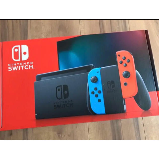 任天堂switch 本体　ネオンブルー／ネオンレッド