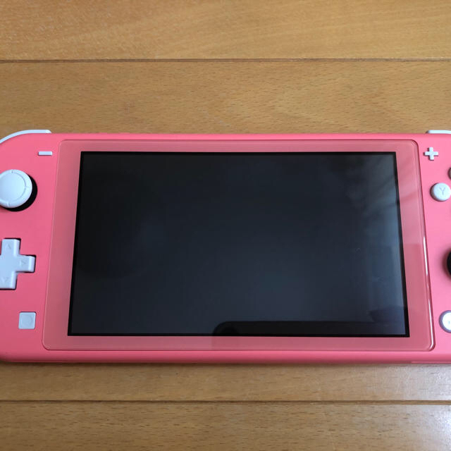 Nintendo Switch Lite Coral どうぶつの森ソフト