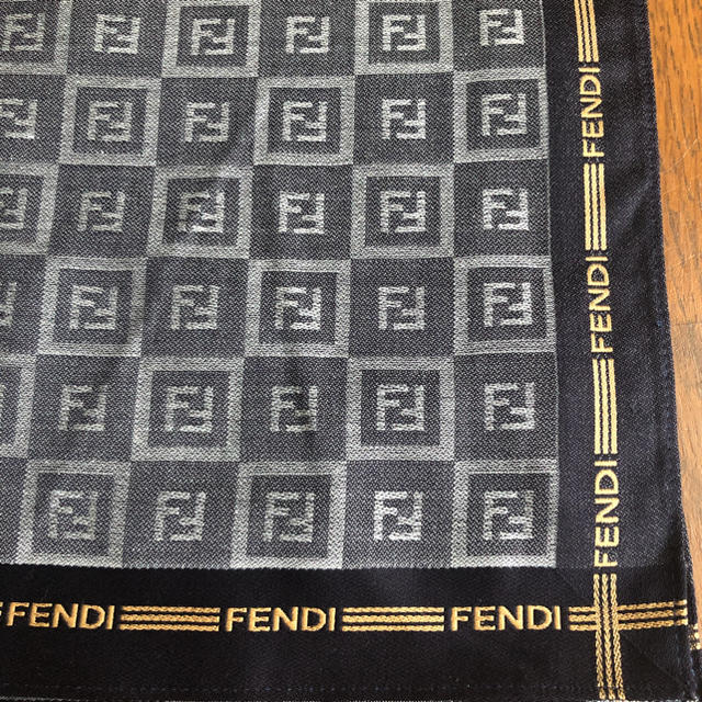 FENDI(フェンディ)のフェンディ ハンカチ メンズのファッション小物(ハンカチ/ポケットチーフ)の商品写真