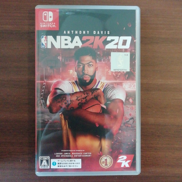 Nintendo Switch(ニンテンドースイッチ)のNBA 2K20 Switch　美品 エンタメ/ホビーのゲームソフト/ゲーム機本体(家庭用ゲームソフト)の商品写真