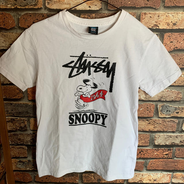 STUSSY(ステューシー)のSTUSSY Tシャツ スヌーピー レディースのトップス(Tシャツ(半袖/袖なし))の商品写真