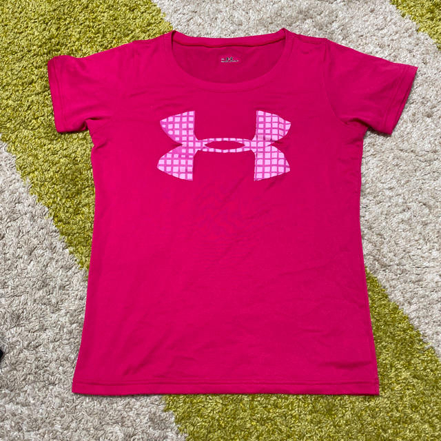 UNDER ARMOUR(アンダーアーマー)のアンダーアーマー  Tシャツ レディースのトップス(Tシャツ(半袖/袖なし))の商品写真