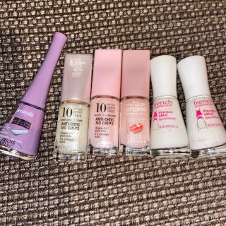 ブルジョワ(bourjois)のブルジョワ  ネイル　6本セット(マニキュア)