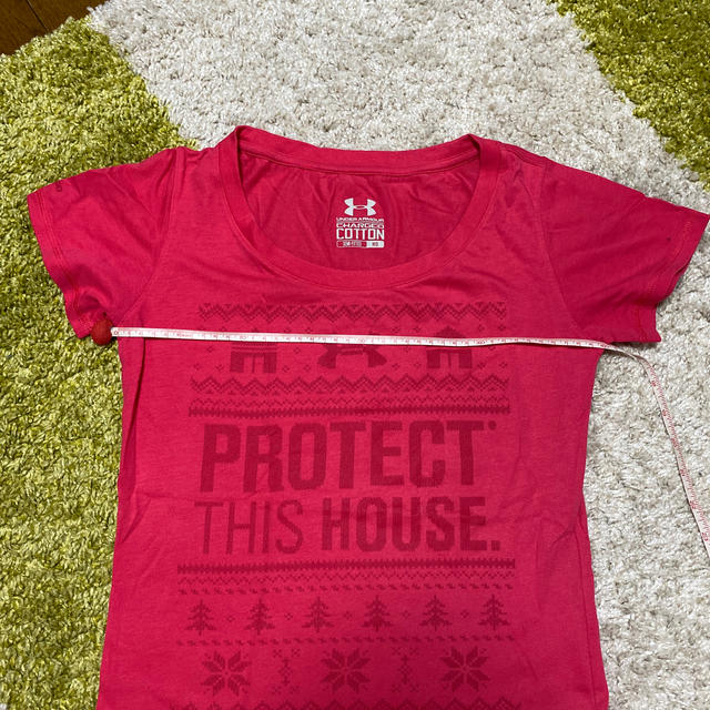 UNDER ARMOUR(アンダーアーマー)のアンダーアーマー  Tシャツ レディースのトップス(Tシャツ(半袖/袖なし))の商品写真