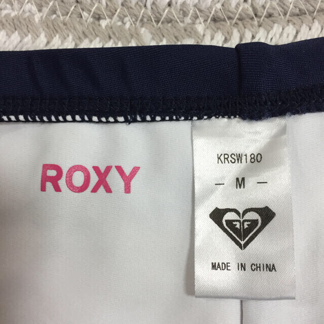 Roxy(ロキシー)のにゃお様専用 未使用ROXY セパレート水着 サイズM おまけ付き レディースの水着/浴衣(水着)の商品写真