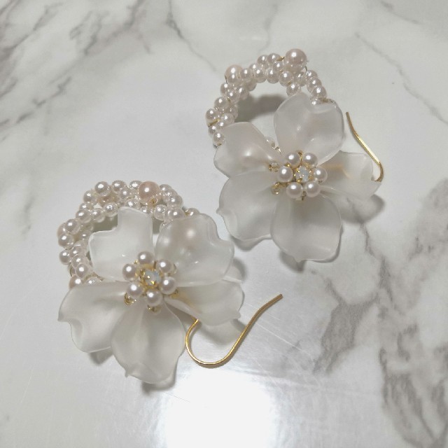 ハンドメイド 花 ピアス