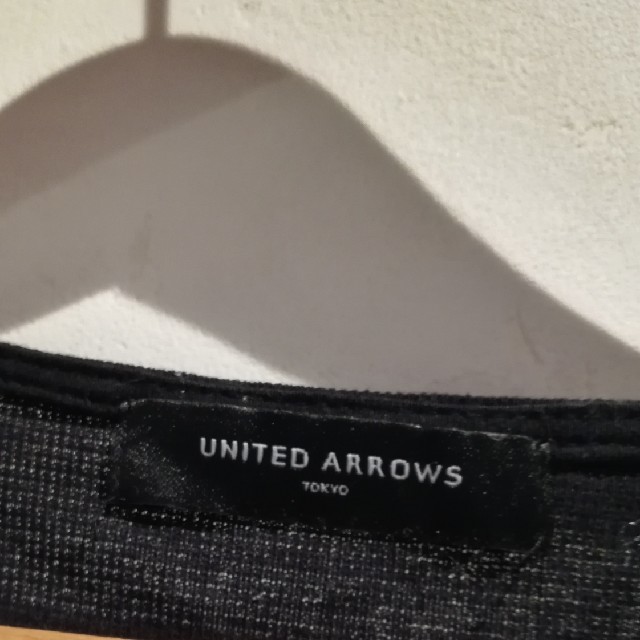 UNITED ARROWS(ユナイテッドアローズ)のUNITED ARROWSブラックトップス レディースのトップス(Tシャツ(半袖/袖なし))の商品写真