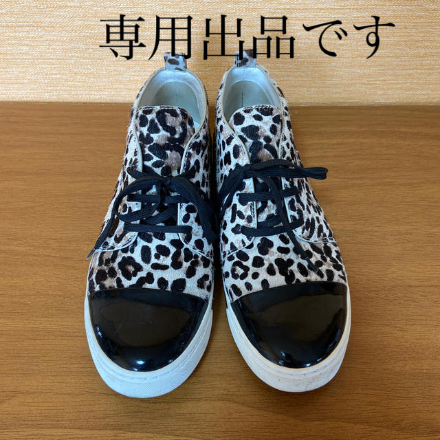 MARC BY MARC JACOBS(マークバイマークジェイコブス)のMARC BY MARK JACOBS ヒョウ柄スニーカー レディースの靴/シューズ(スニーカー)の商品写真