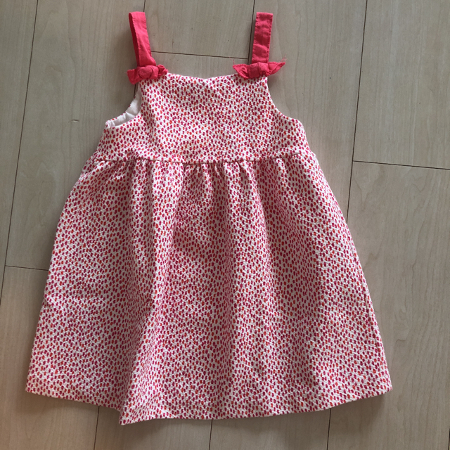 ZARA KIDS(ザラキッズ)のぷーさん様専用　ワンピース2枚セット　104センチ キッズ/ベビー/マタニティのキッズ服女の子用(90cm~)(ワンピース)の商品写真