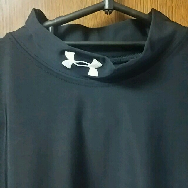 UNDER ARMOUR(アンダーアーマー)のクリたん様 専用UNDER ARMOUR レディースのトップス(Tシャツ(半袖/袖なし))の商品写真