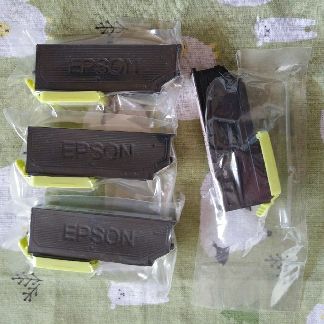 EPSON(エプソン)のエプソン純正インク　さくらんぼ　70L増量 スマホ/家電/カメラのPC/タブレット(PC周辺機器)の商品写真