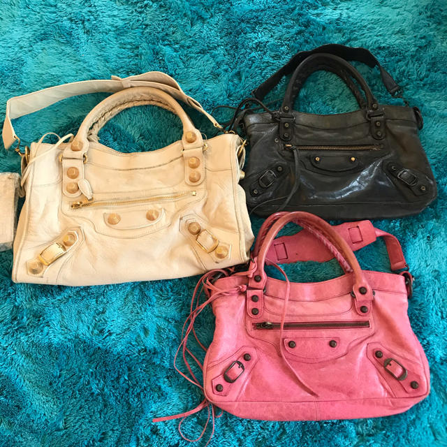 当店在庫してます! Balenciaga バレンシアガ 鞄 バック - ショルダー
