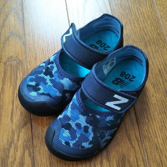 New Balance(ニューバランス)のニューバランス　サンダル　17cm キッズ/ベビー/マタニティのキッズ靴/シューズ(15cm~)(サンダル)の商品写真