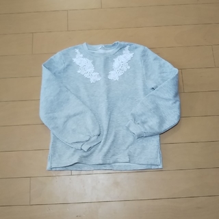ジーユー(GU)のトレーナー(150)(Tシャツ/カットソー)