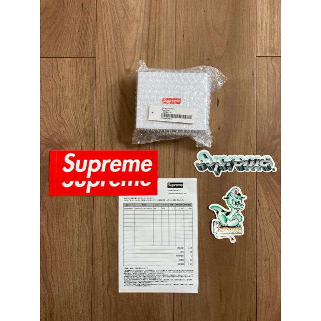 Supreme(シュプリーム)の新品 Supreme Debossed Glass Ashtray Red インテリア/住まい/日用品のインテリア小物(灰皿)の商品写真