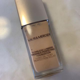 ローラメルシエ(laura mercier)のフローレス フュージョン ウルトラ ロングウェア ファンデーション　7番(ファンデーション)