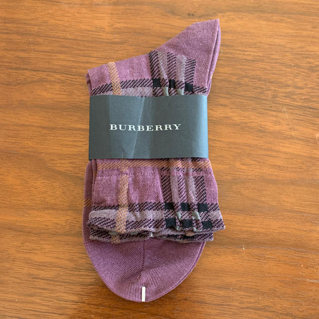 BURBERRY(バーバリー)のBurberry☆ 新品レディース靴下 レディースのレッグウェア(ソックス)の商品写真