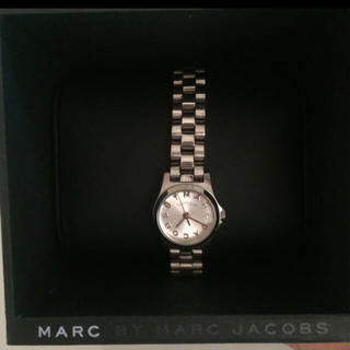 マークバイマークジェイコブス(MARC BY MARC JACOBS)のマークバイの時計です(^O^)／(腕時計)