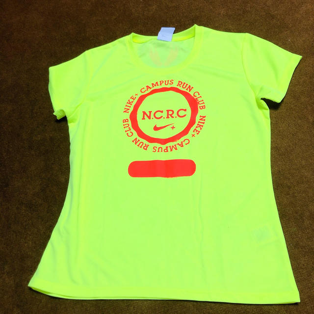 NIKE(ナイキ)の期間限定お値下げ！【Nike】dri fit Tシャツ レディースのトップス(Tシャツ(半袖/袖なし))の商品写真