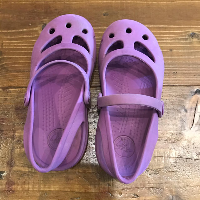 crocs(クロックス)のクロックス　キッズ　サンダル　18cm  C11 キッズ/ベビー/マタニティのキッズ靴/シューズ(15cm~)(サンダル)の商品写真