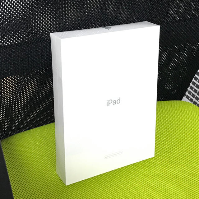 iPad(アイパッド)の✨新品 未開封 ✨iPad Wi-Fiモデル 32GB スペースグレイ✨送料込✨ スマホ/家電/カメラのPC/タブレット(タブレット)の商品写真
