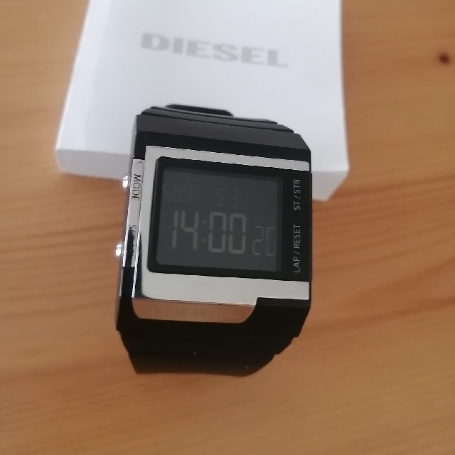 DIESEL(ディーゼル)のディーゼル　腕時計　DZ 7130　電池交換済み メンズの時計(腕時計(デジタル))の商品写真