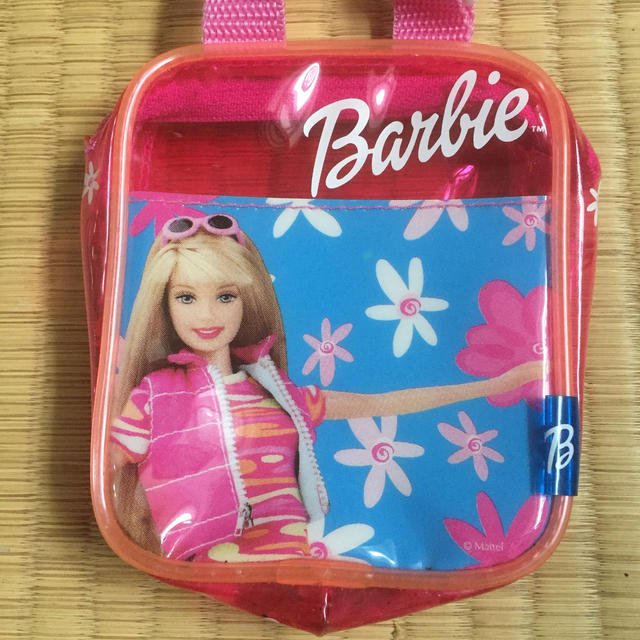 Barbie(バービー)のBarbie 子ども用ポシェット キッズ/ベビー/マタニティのこども用バッグ(ポシェット)の商品写真