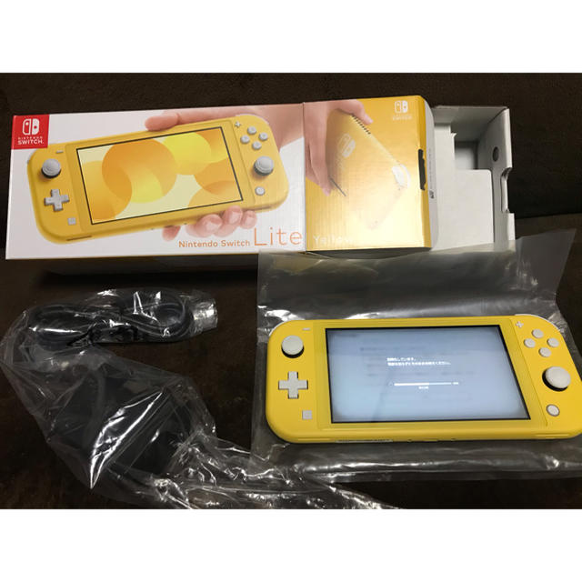 Nintendo Switch - NINTENDO SWITCH LITEイエローの通販 by おと's shop｜ニンテンドースイッチならラクマ