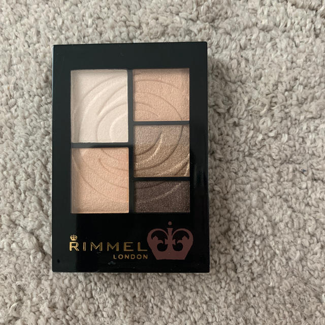 RIMMEL(リンメル)のリンメル　ラテアイズ　003 コスメ/美容のベースメイク/化粧品(アイシャドウ)の商品写真