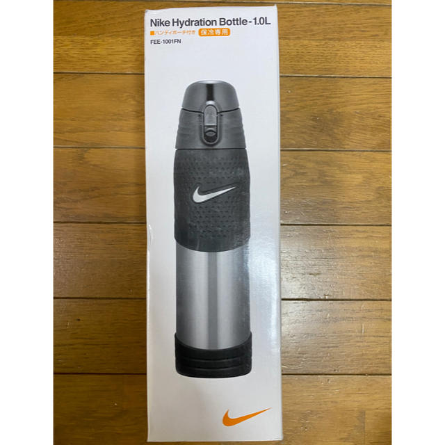 NIKE(ナイキ)のNIKE サーモス　ステンレスボトル　水筒　1L スポーツ/アウトドアのアウトドア(その他)の商品写真