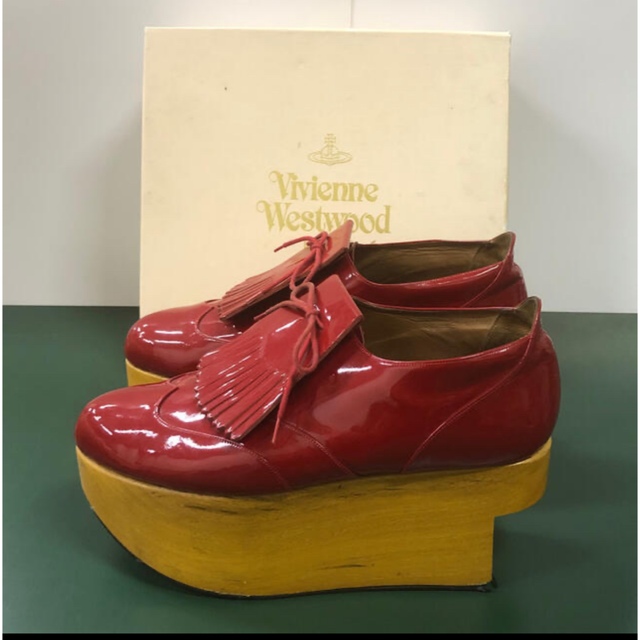 Vivienne Westwood(ヴィヴィアンウエストウッド)のVivienne Westwood ROCKING HORSE GOLF メンズの靴/シューズ(ドレス/ビジネス)の商品写真