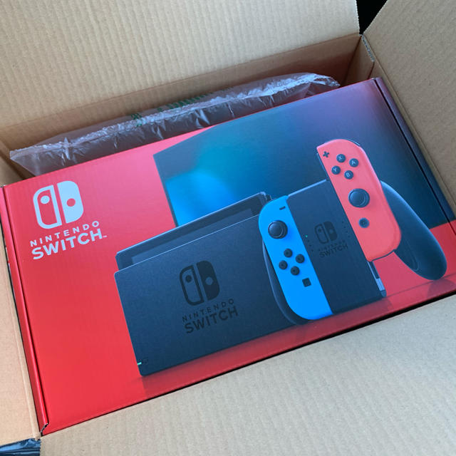 《新品・未開封》《送料無料》 Nintendo Switch スイッチ 本体エンタメ/ホビー