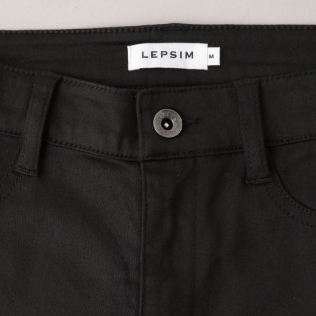 LEPSIM(レプシィム)のLEPSIM スリムパンツ 3L レディースのパンツ(カジュアルパンツ)の商品写真