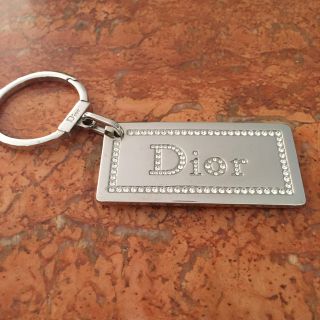 クリスチャンディオール(Christian Dior)の美品【Dior】ロゴプレートキーホルダー(キーホルダー)