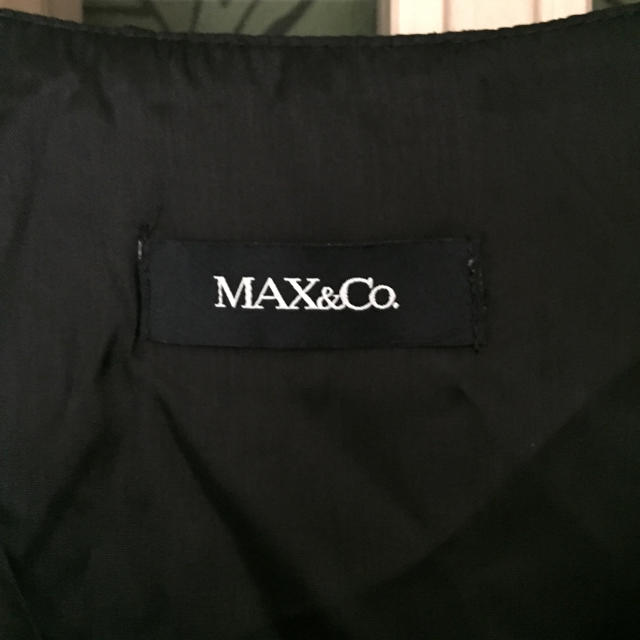 Max & Co.(マックスアンドコー)のマックスアンドコー ブラックノースリーブひざ丈ワンピース サイズ42 レディースのワンピース(ひざ丈ワンピース)の商品写真